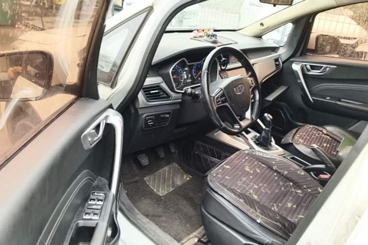 Used Geely Auto Vision X3 2017 1.5L Manual Elite Model Driver Seat
