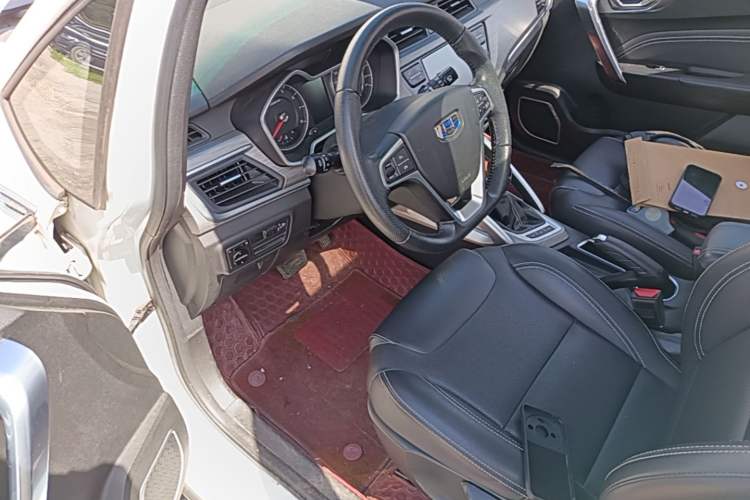 Used Geely Auto Vision X3 2017 1.5L Automatic Luxury Model Driver Seat