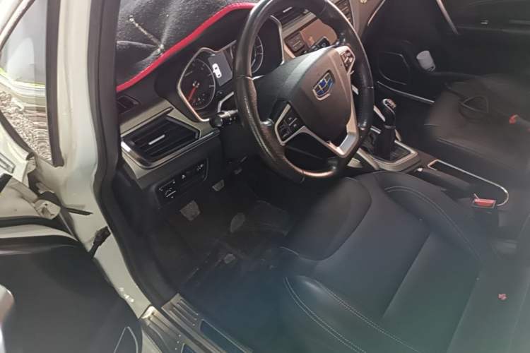 Used Geely Auto Vision X3 2017 1.5L Manual Luxury Model Driver Seat