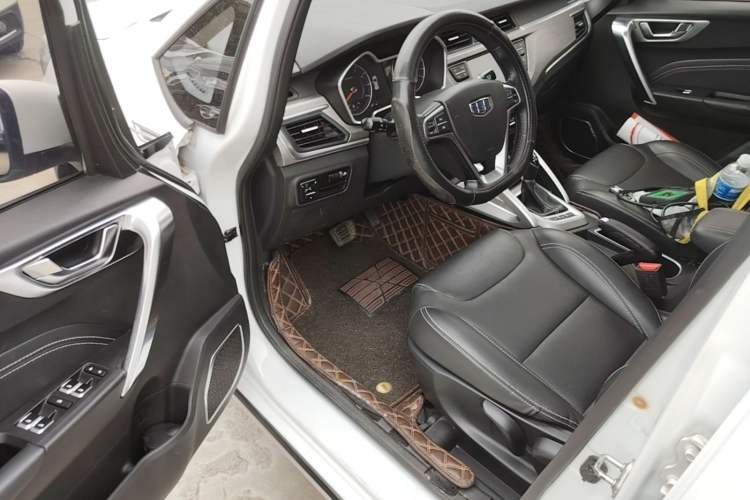 Used Geely Auto Vision X3 2017 1.5L Automatic Luxury Model Driver Seat