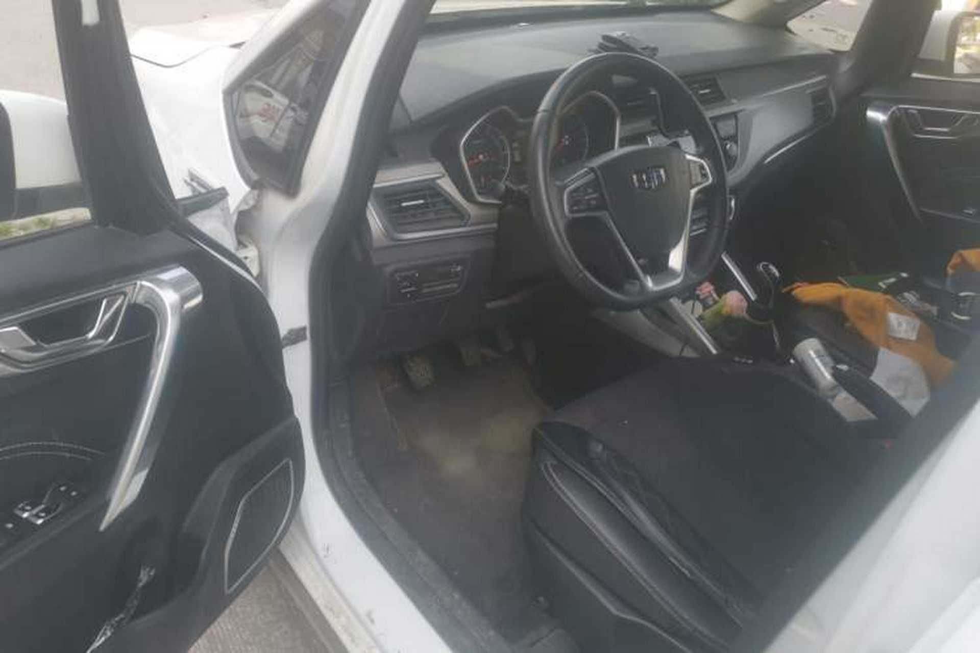 Used Geely Auto Vision X3 2017 1.5L Manual Elite Model Driver Seat
