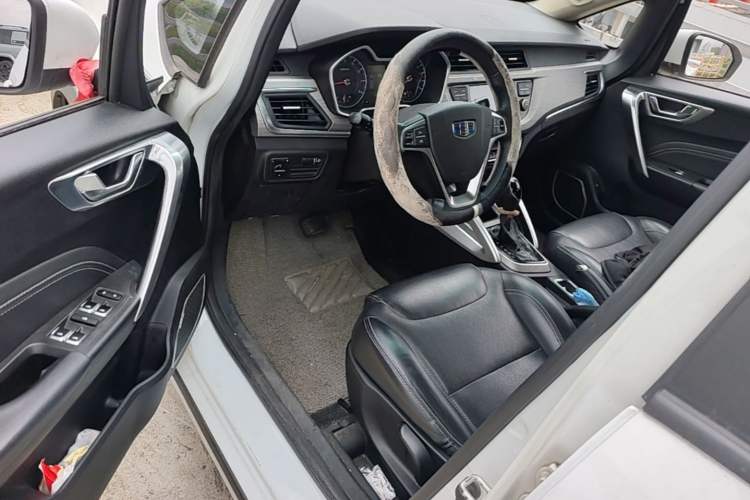 Used Geely Auto Vision X3 2017 1.5L Automatic Luxury Model Driver Seat