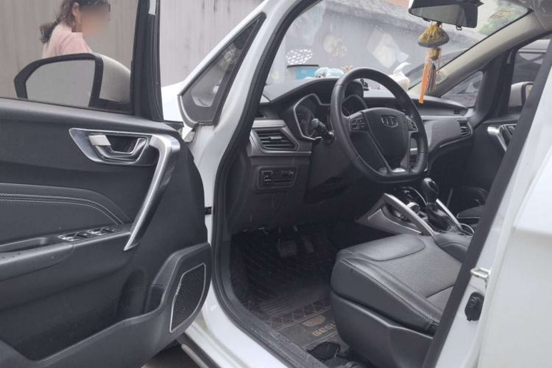 Used Geely Auto Vision X3 2017 1.5L Automatic Elite Model Driver Seat