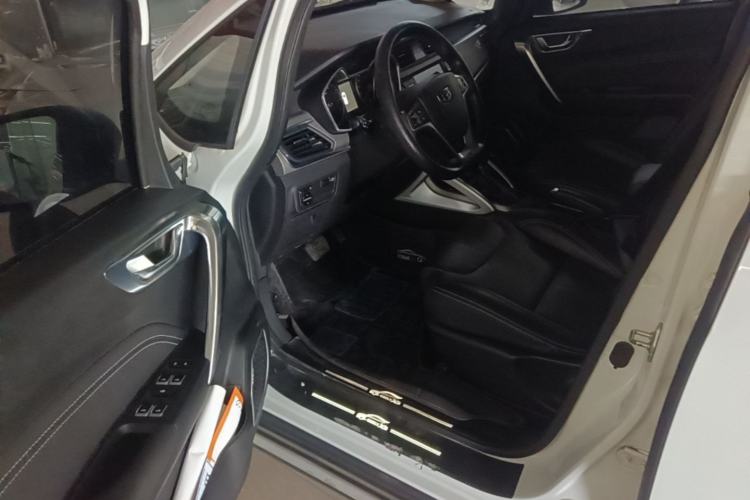 Used Geely Auto Vision X3 2017 1.5L Automatic Elite Model Driver Seat
