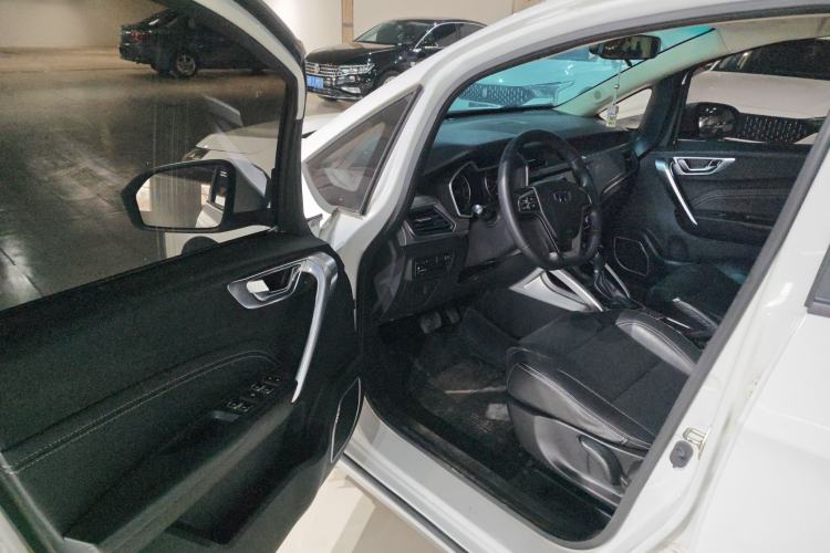 Used Geely Auto Vision X3 2017 1.5L Automatic Luxury Model Driver Seat