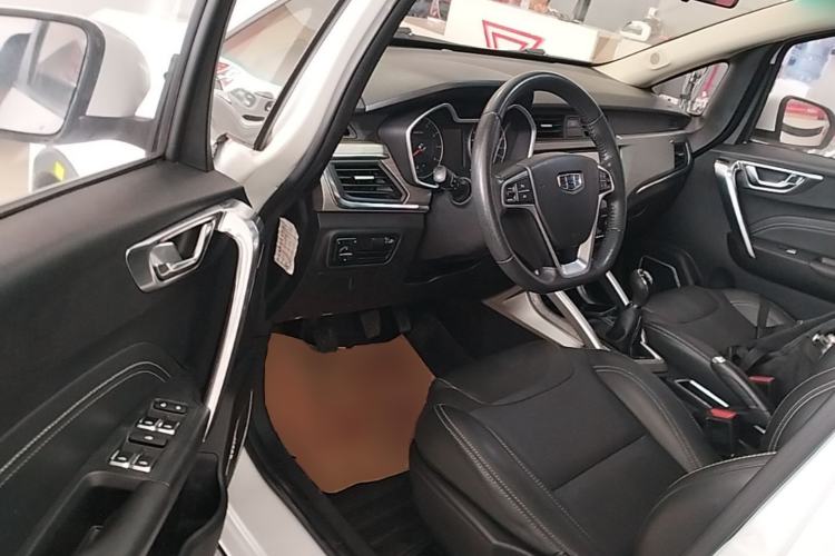 Used Geely Auto Vision X3 2017 1.5L Manual Elite Model Driver Seat