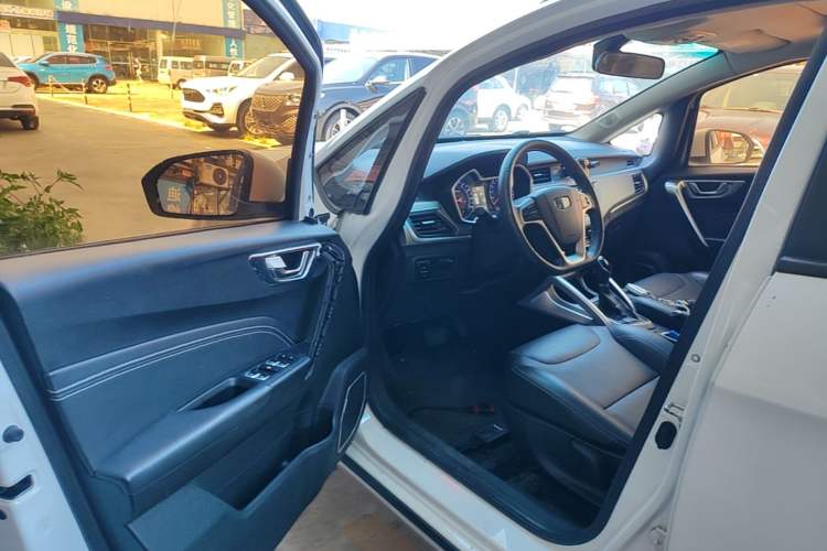 Used Geely Auto Vision X3 2017 1.5L Automatic Luxury Model Driver Seat