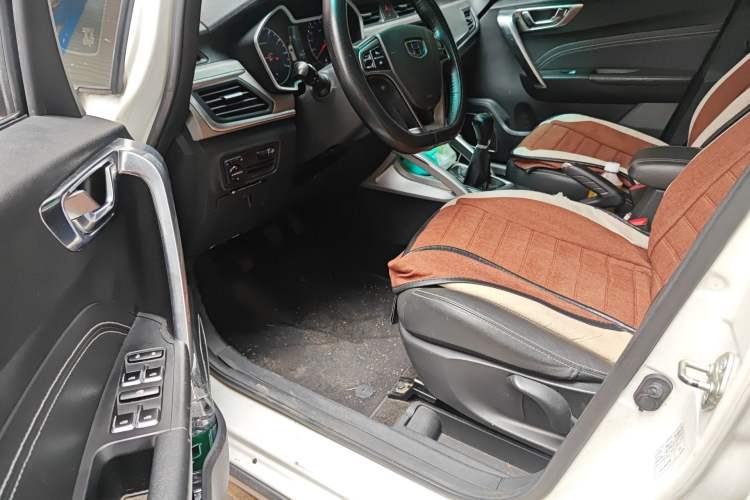 Used Geely Auto Vision X3 2017 1.5L Manual Luxury Model Driver Seat