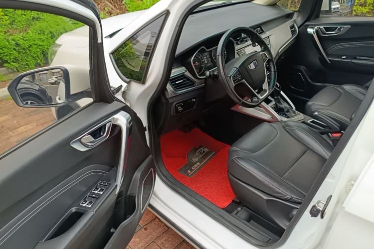 Used Geely Auto Vision X3 2017 1.5L Automatic Elite Model Driver Seat