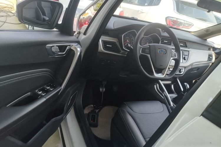 Used Geely Auto Vision X3 2017 1.5L Manual Luxury Model Driver Seat