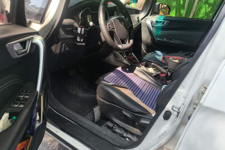 Used Geely Auto Vision X3 2017 1.5L Automatic Luxury Model Driver Seat