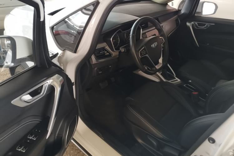 Used Geely Auto Vision X3 2017 1.5L Automatic Luxury Model Driver Seat