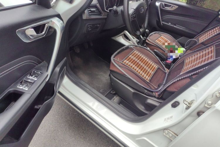 Used Geely Auto Vision X3 2017 1.5L Manual Elite Model Driver Seat