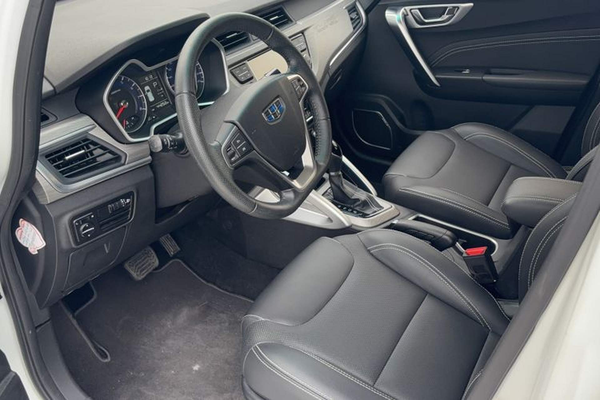 Used Geely Auto Vision X3 2017 1.5L Automatic Luxury Model Driver Seat
