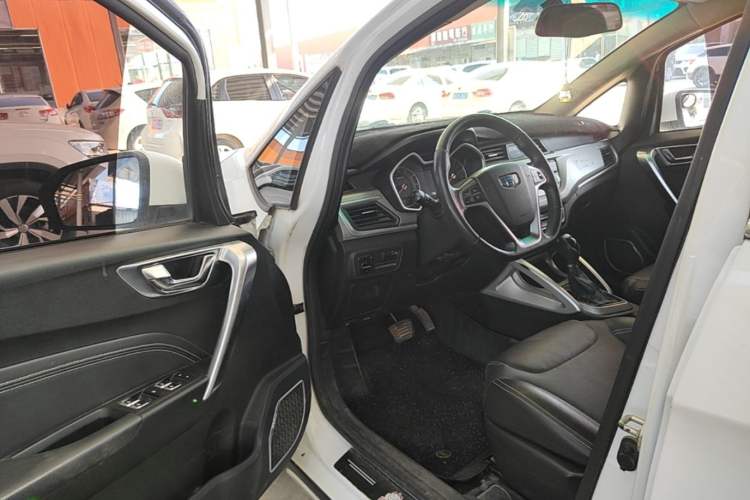 Used Geely Auto Vision X3 2017 1.5L Automatic Elite Model Driver Seat
