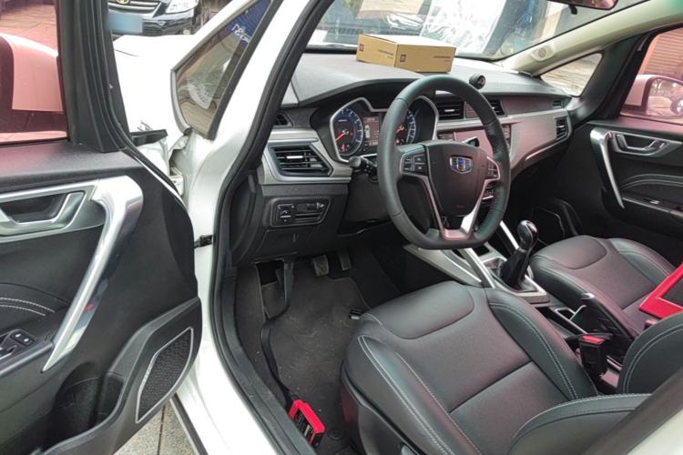 Used Geely Auto Vision X3 2017 1.5L Manual Luxury Model Driver Seat