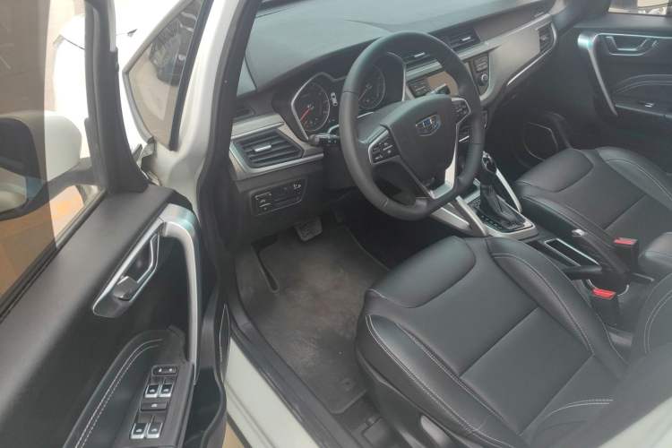 Used Geely Auto Vision X3 2017 1.5L Automatic Luxury Model Driver Seat