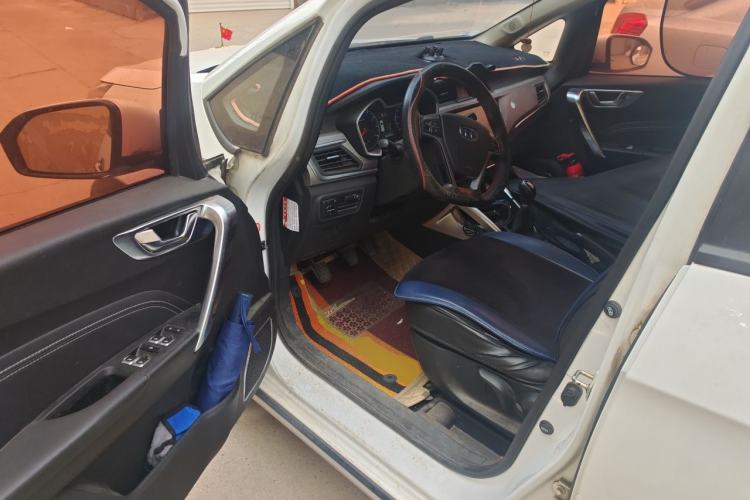 Used Geely Auto Vision X3 2017 1.5L Manual Luxury Model Driver Seat