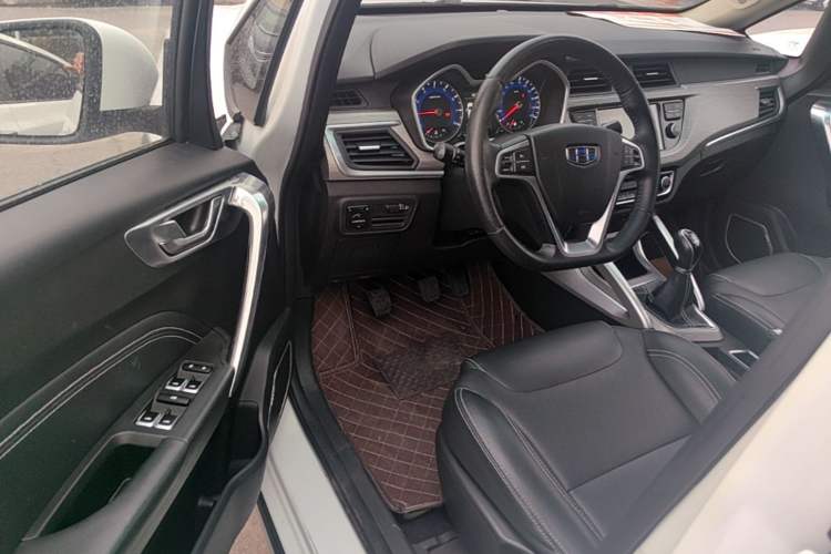 Used Geely Auto Vision X3 2017 1.5L Manual Elite Model Driver Seat