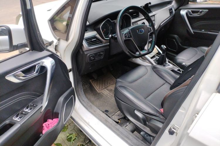 Used Geely Auto Vision X3 2017 1.5L Manual Luxury Model Driver Seat