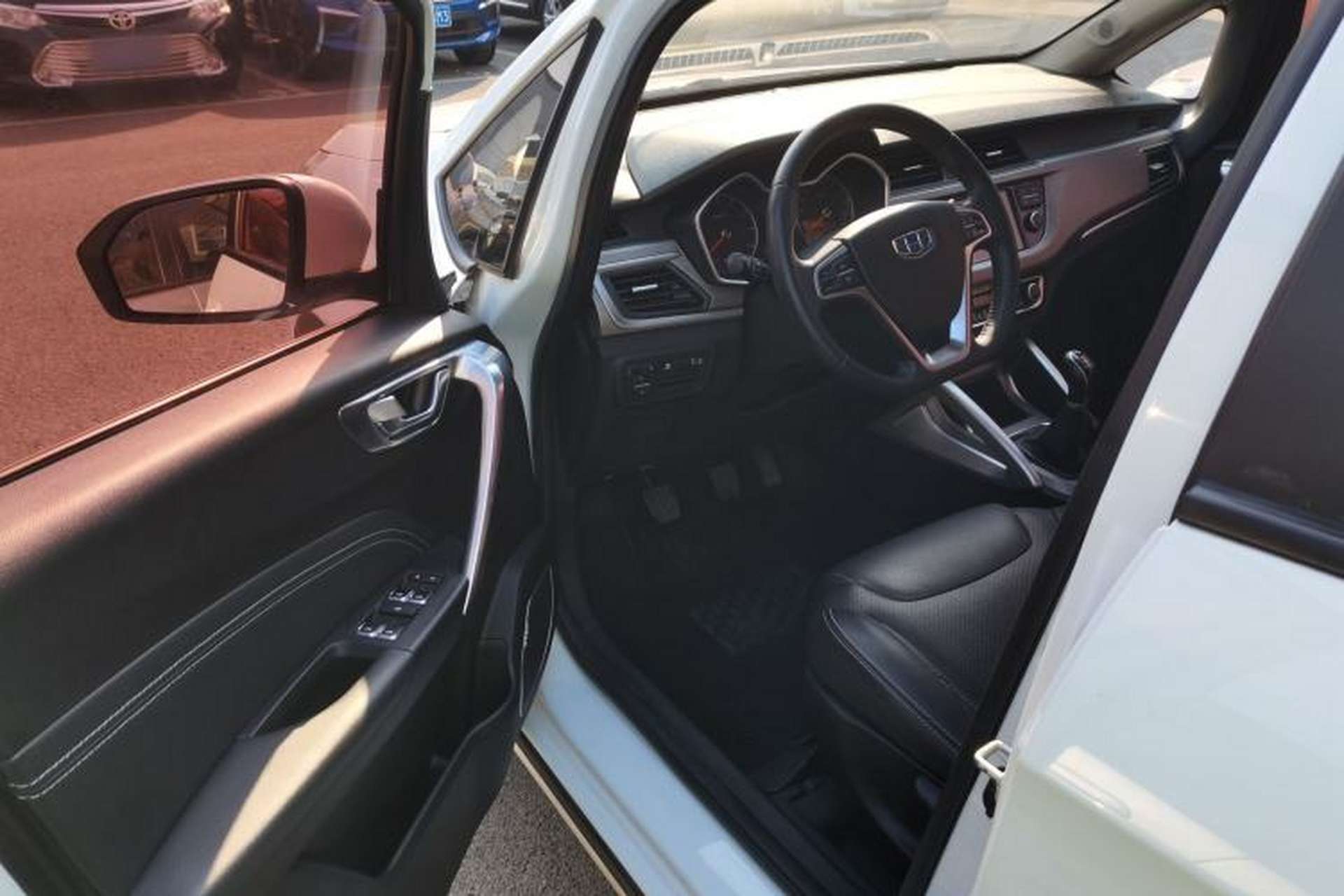 Used Geely Auto Vision X3 2017 1.5L Manual Luxury Model Driver Seat
