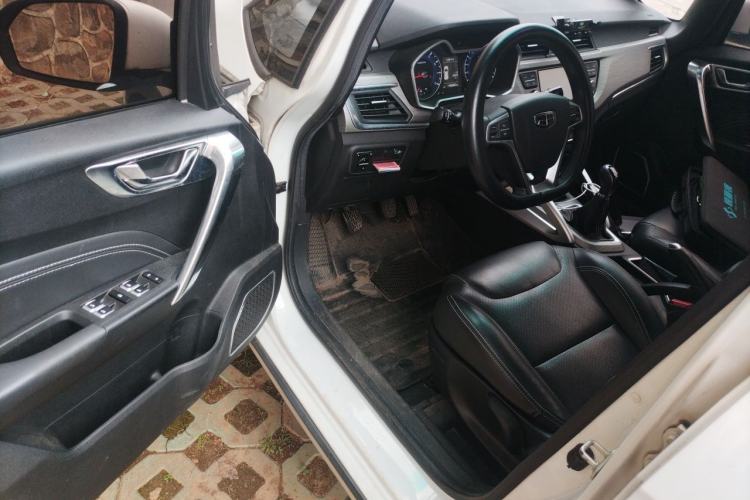 Used Geely Auto Vision X3 2017 1.5L Manual Luxury Model Driver Seat