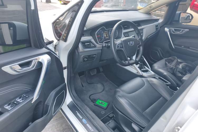 Used Geely Auto Vision X3 2017 1.5L Automatic Luxury Model Driver Seat