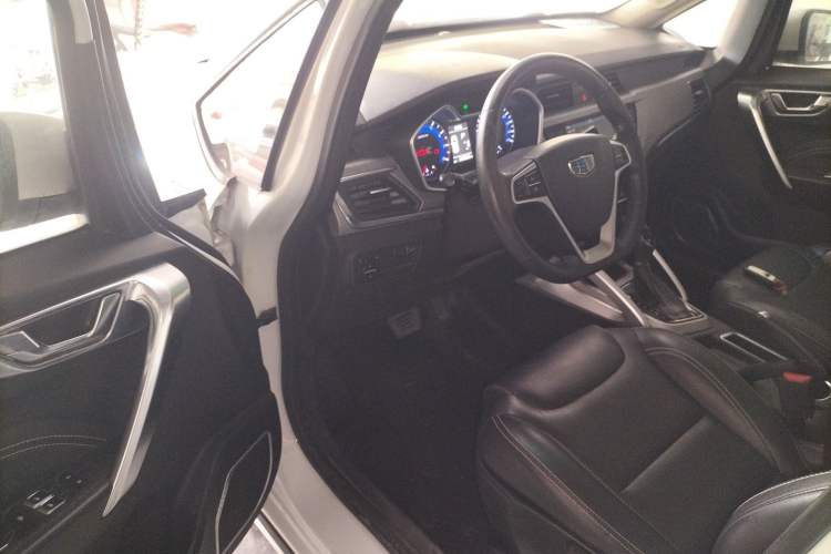 Used Geely Auto Vision X3 2017 1.5L Automatic Luxury Model Driver Seat
