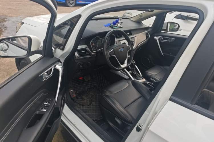 Used Geely Auto Vision X3 2017 1.5L Automatic Luxury Model Driver Seat