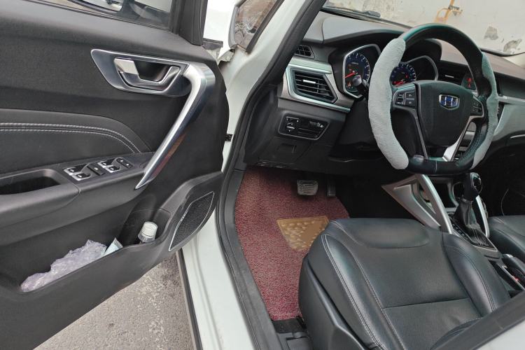 Used Geely Auto Vision X3 2017 1.5L Automatic Elite Model Driver Seat