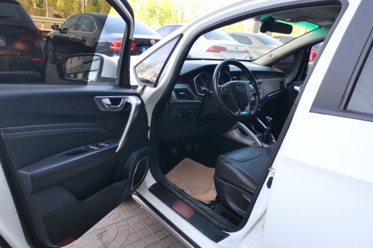 Used Geely Auto Vision X3 2017 1.5L Manual Luxury Model Driver Seat