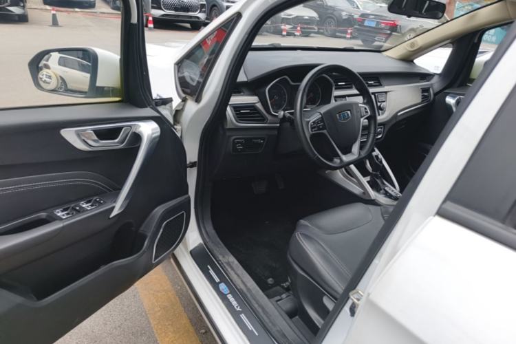 Used Geely Auto Vision X3 2017 1.5L Automatic Luxury Model Driver Seat