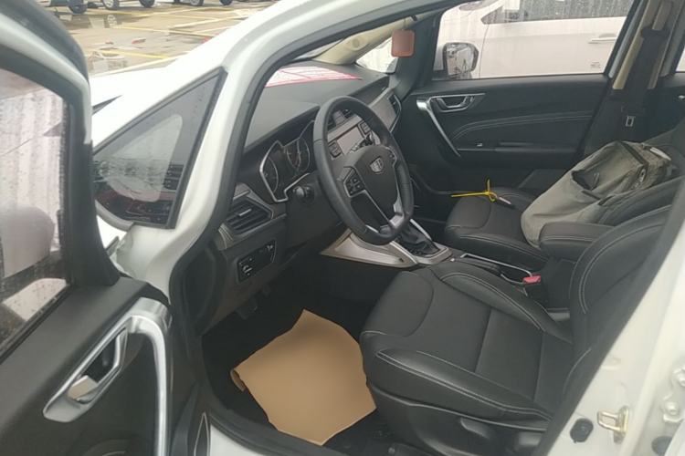 Used Geely Auto Vision X3 2017 1.5L Automatic Luxury Model Driver Seat
