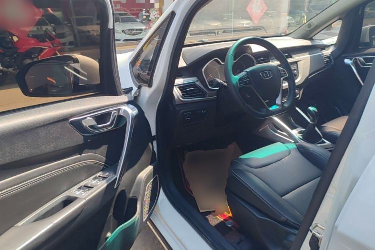 Used Geely Auto Vision X3 2017 1.5L Manual Elite Model Driver Seat