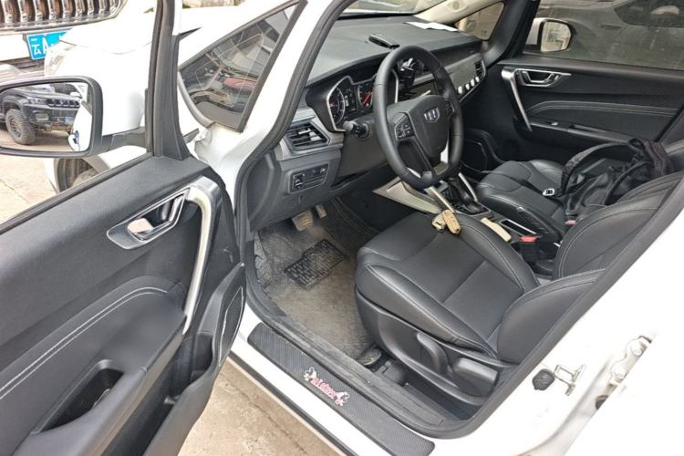 Used Geely Auto Vision X3 2017 1.5L Automatic Luxury Model Driver Seat