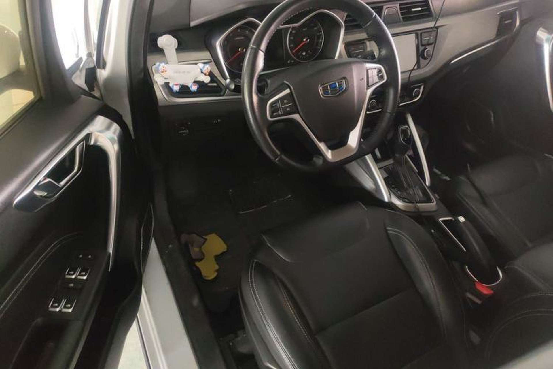 Used Geely Auto Vision X3 2017 1.5L Automatic Elite Model Driver Seat