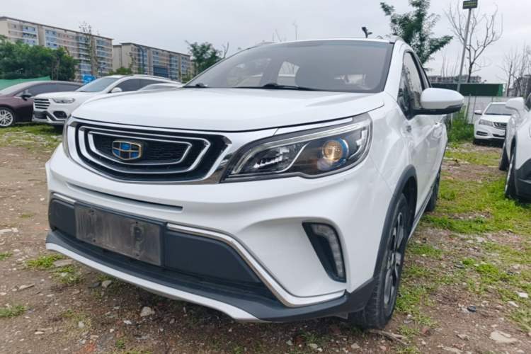Used Geely Auto Vision X3 2017 1.5L Automatic Luxury Model Guazi used car, China used car export, Used car for sale, Used cars, Cheapest cars for sale