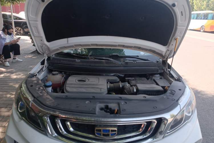 Used Geely Auto Vision X3 2017 1.5L Automatic Luxury Model Engine Bay