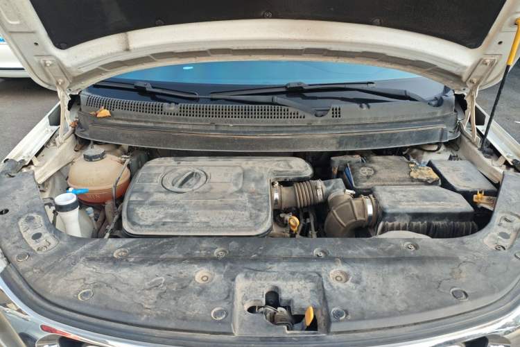 Used Geely Auto Vision X3 2017 1.5L Automatic Luxury Model Engine Bay