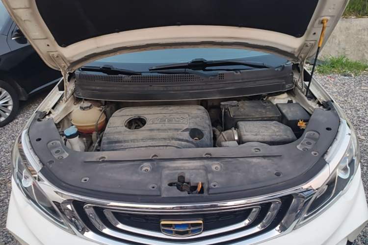 Used Geely Auto Vision X3 2017 1.5L Manual Elite Model Engine Bay