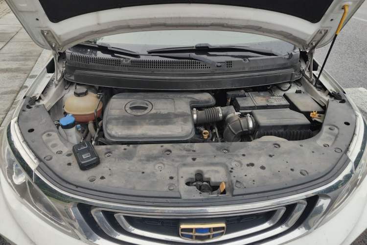 Used Geely Auto Vision X3 2017 1.5L Automatic Luxury Model Engine Bay