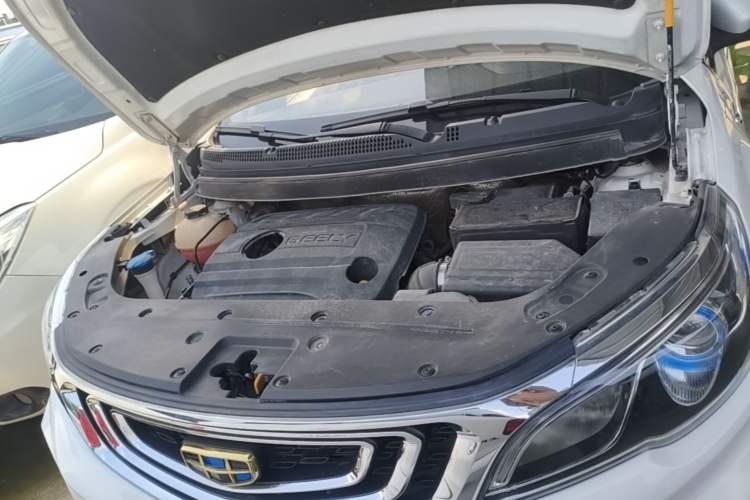 Used Geely Auto Vision X3 2017 1.5L Manual Luxury Model Engine Bay
