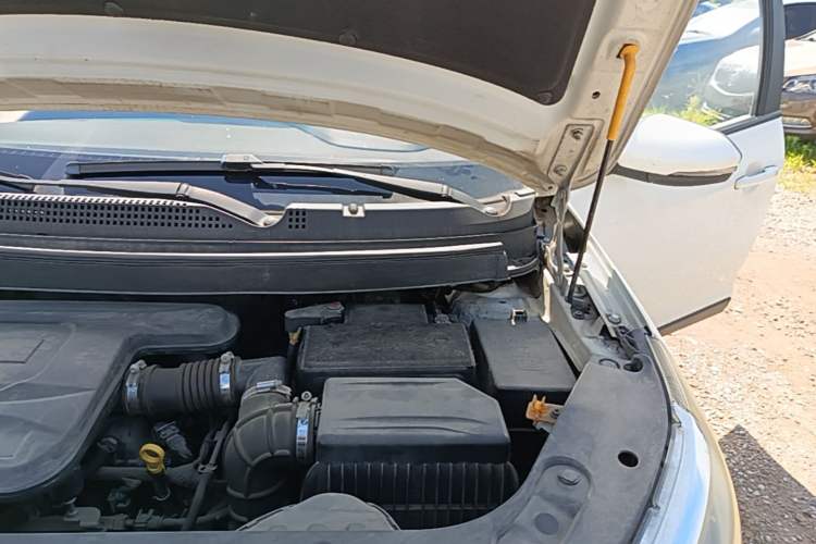 Used Geely Auto Vision X3 2017 1.5L Automatic Luxury Model Engine Bay Left