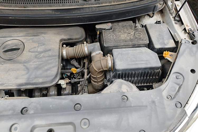 Used Geely Auto Vision X3 2017 1.5L Automatic Luxury Model Engine Bay Left