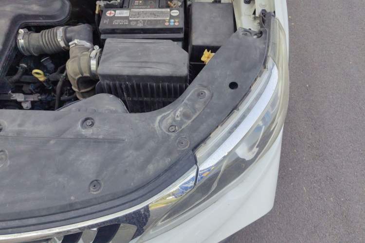 Used Geely Auto Vision X3 2017 1.5L Automatic Elite Model Engine Bay Left