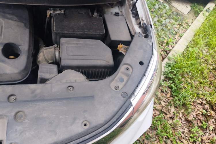 Used Geely Auto Vision X3 2017 1.5L Manual Elite Model Engine Bay Left