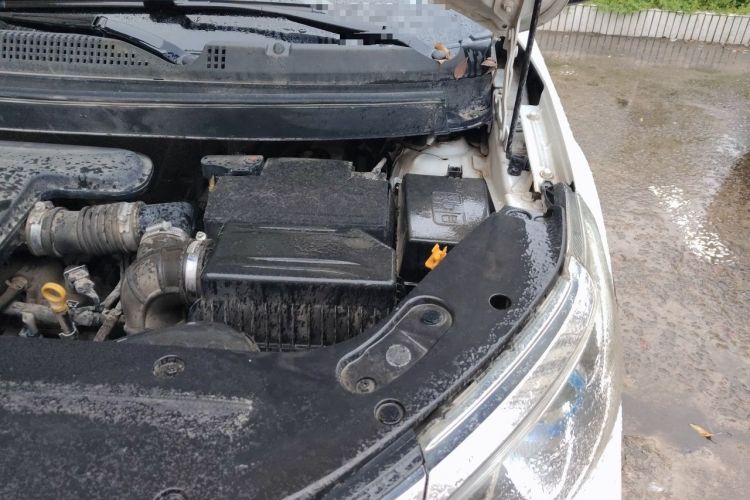 Used Geely Auto Vision X3 2017 1.5L Automatic Elite Model Engine Bay Left