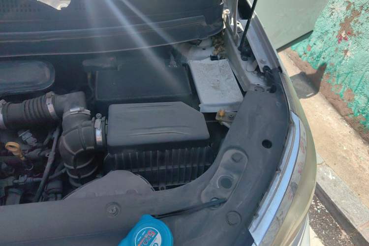 Used Geely Auto Vision X3 2017 1.5L Automatic Luxury Model Engine Bay Left