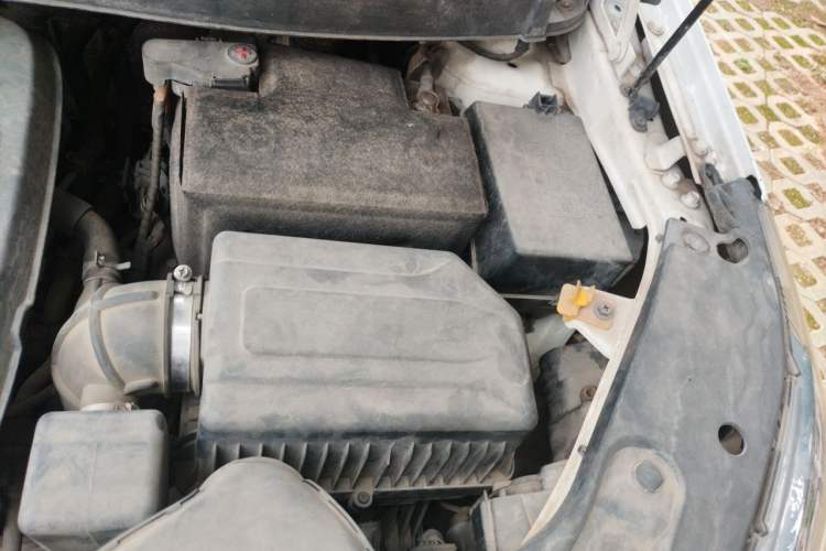Used Geely Auto Vision X3 2017 1.5L Manual Luxury Model Engine Bay Left