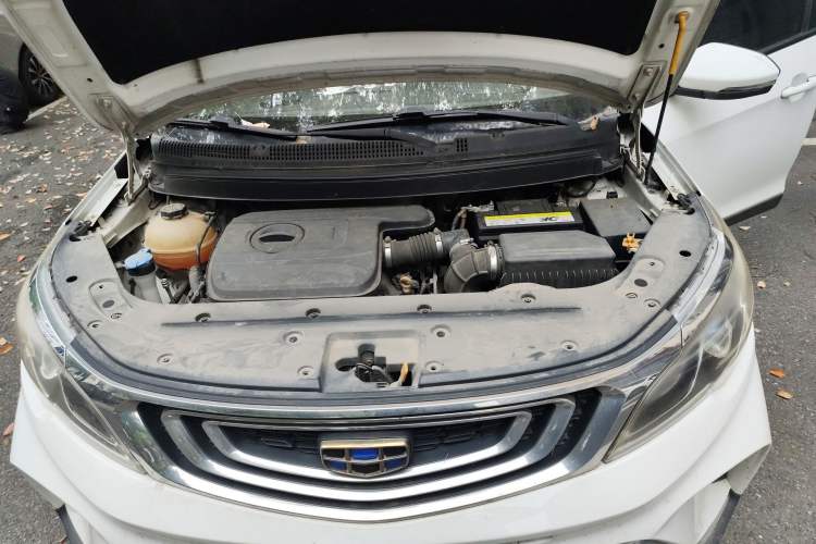 Used Geely Auto Vision X3 2017 1.5L Automatic Luxury Model Engine Bay